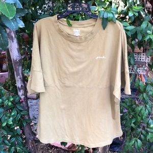 PINK Victoria’s Secrets tshirt